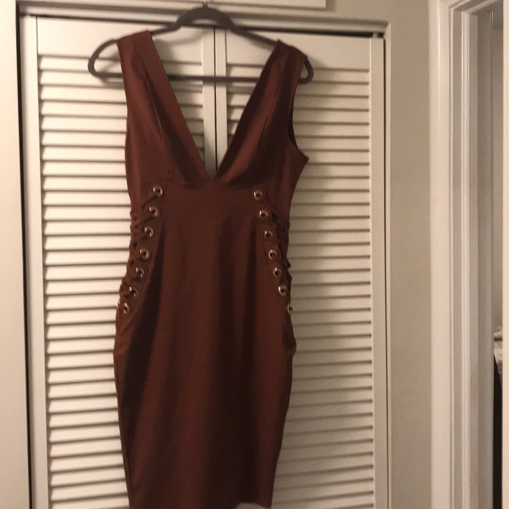 🔥🔥IRIS copper stylish dress🔥🔥🔥🔥 - Picture 4 of 5